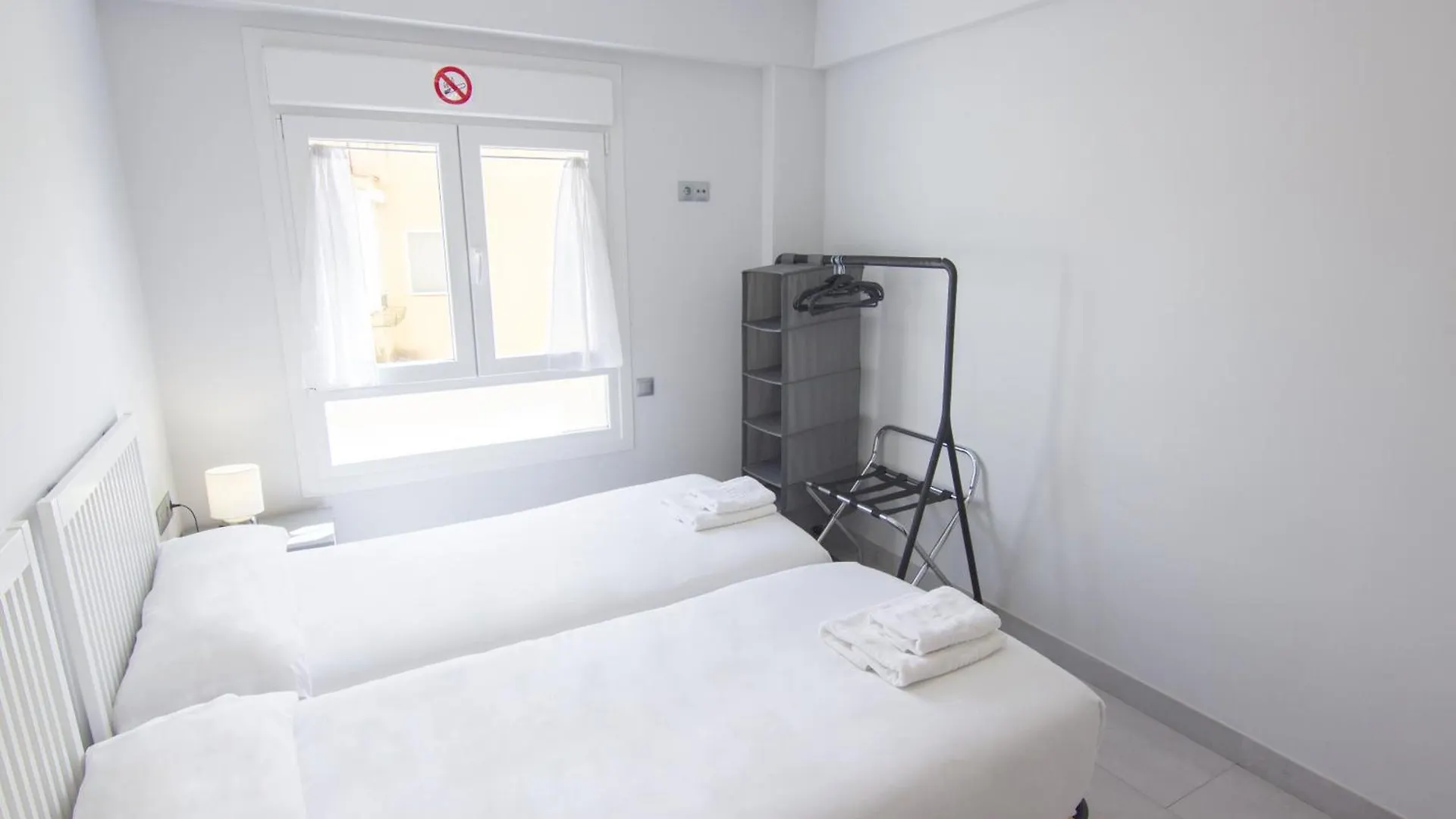 Rentalsevilla Lopez De Gomara I 0*, Seville Spain