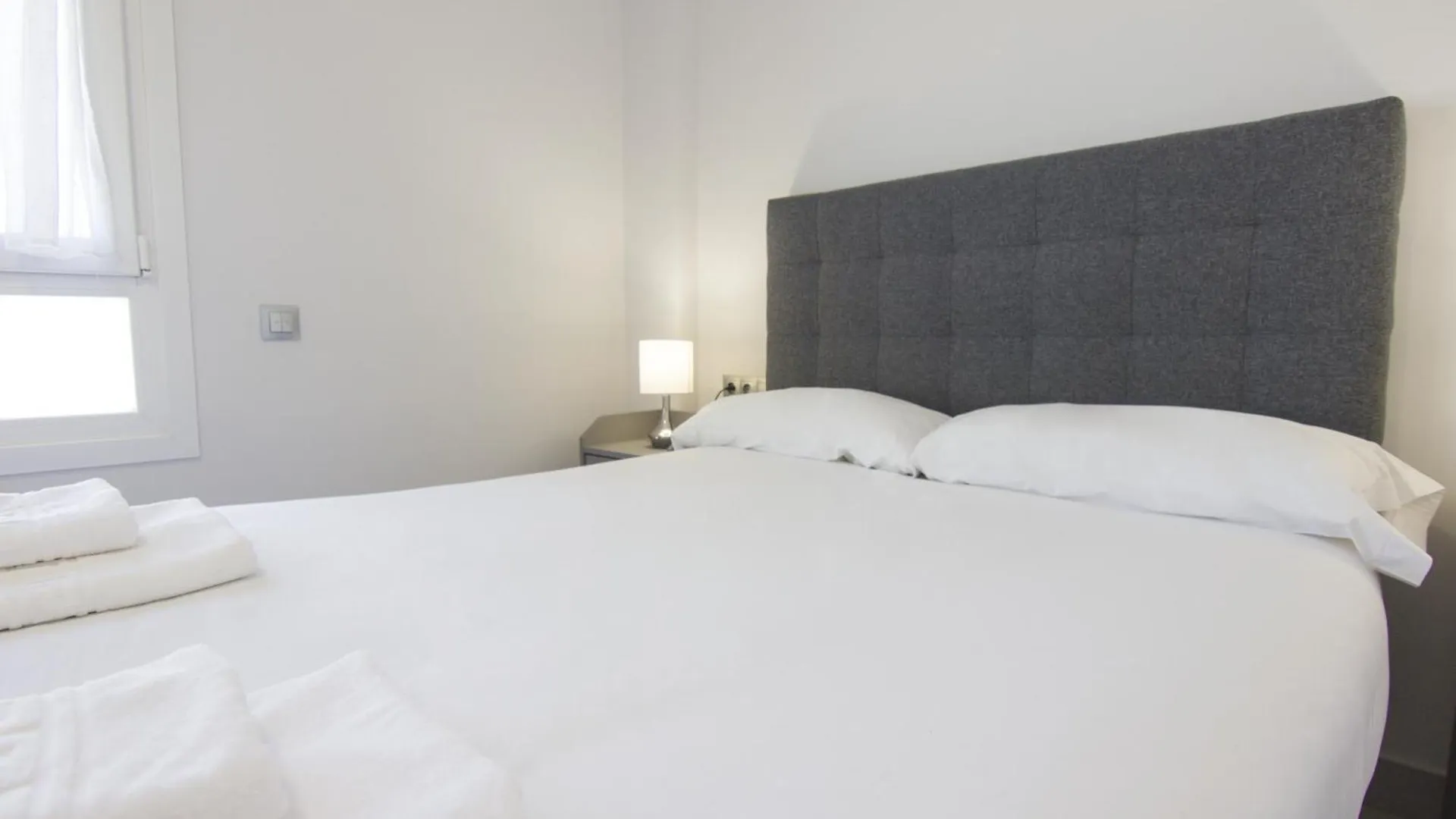 Apartment Rentalsevilla Lopez De Gomara I